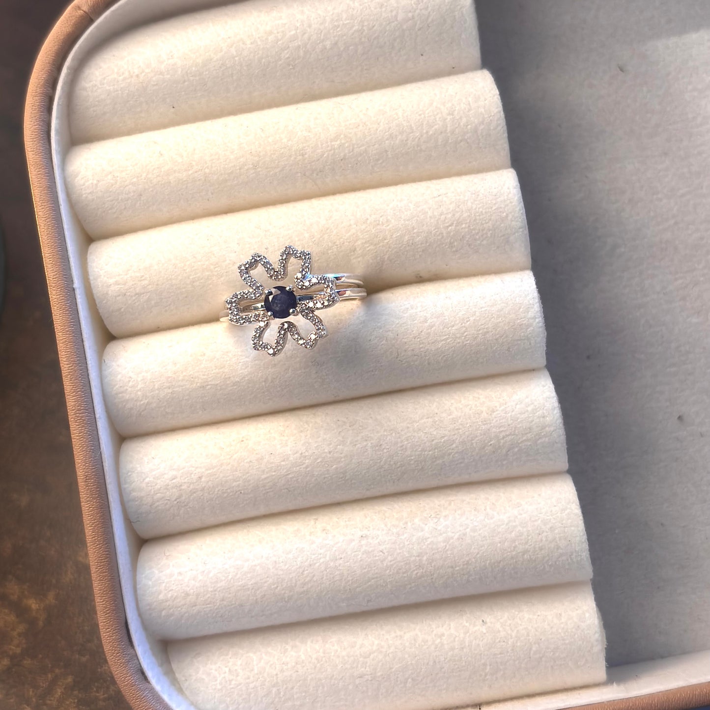 Natural Blue Sapphire Flower two in one 925 Pure Silver Ring (Certified)