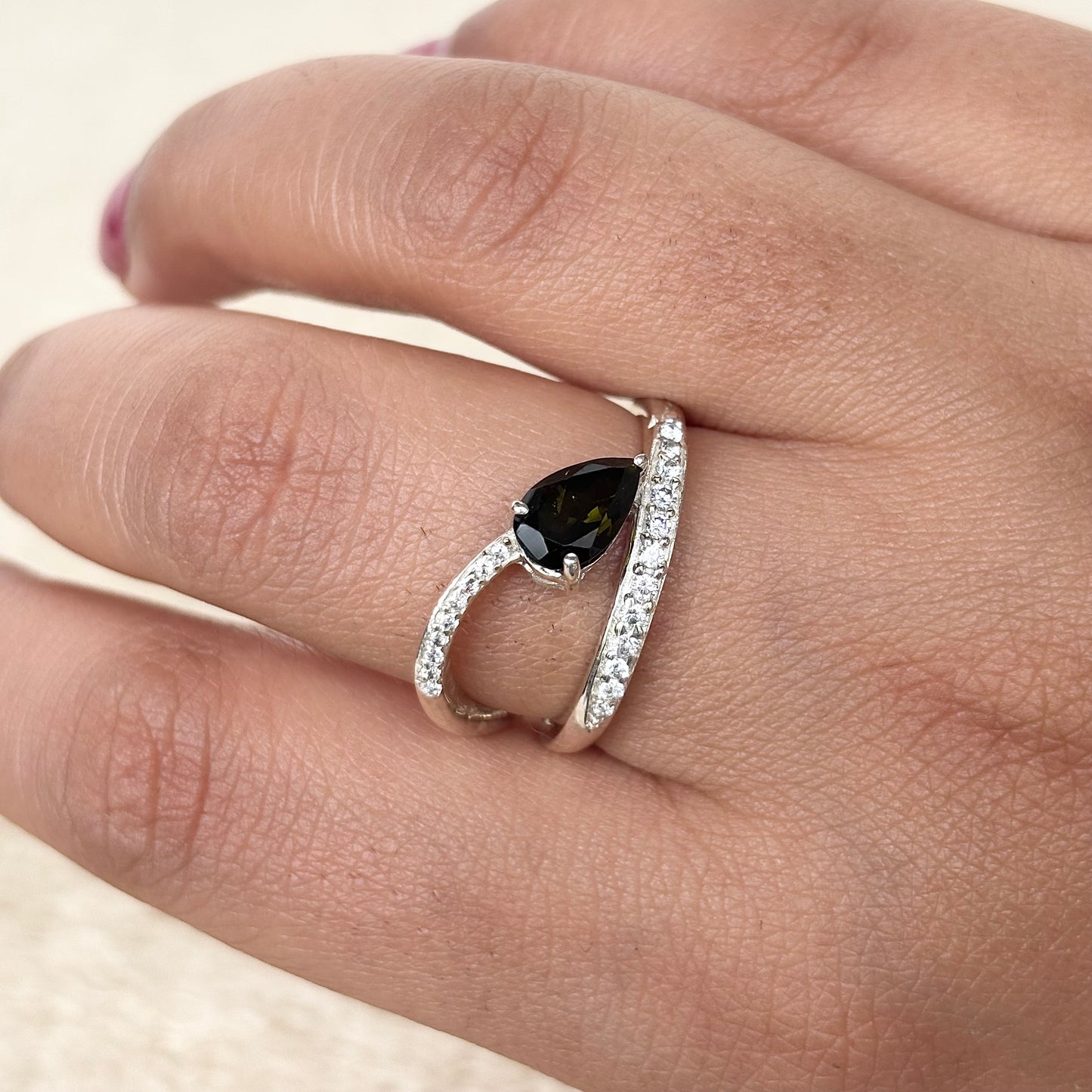 Natural Green Tourmaline Pear-Shaped 925 Pure Silver Ring (Certified)