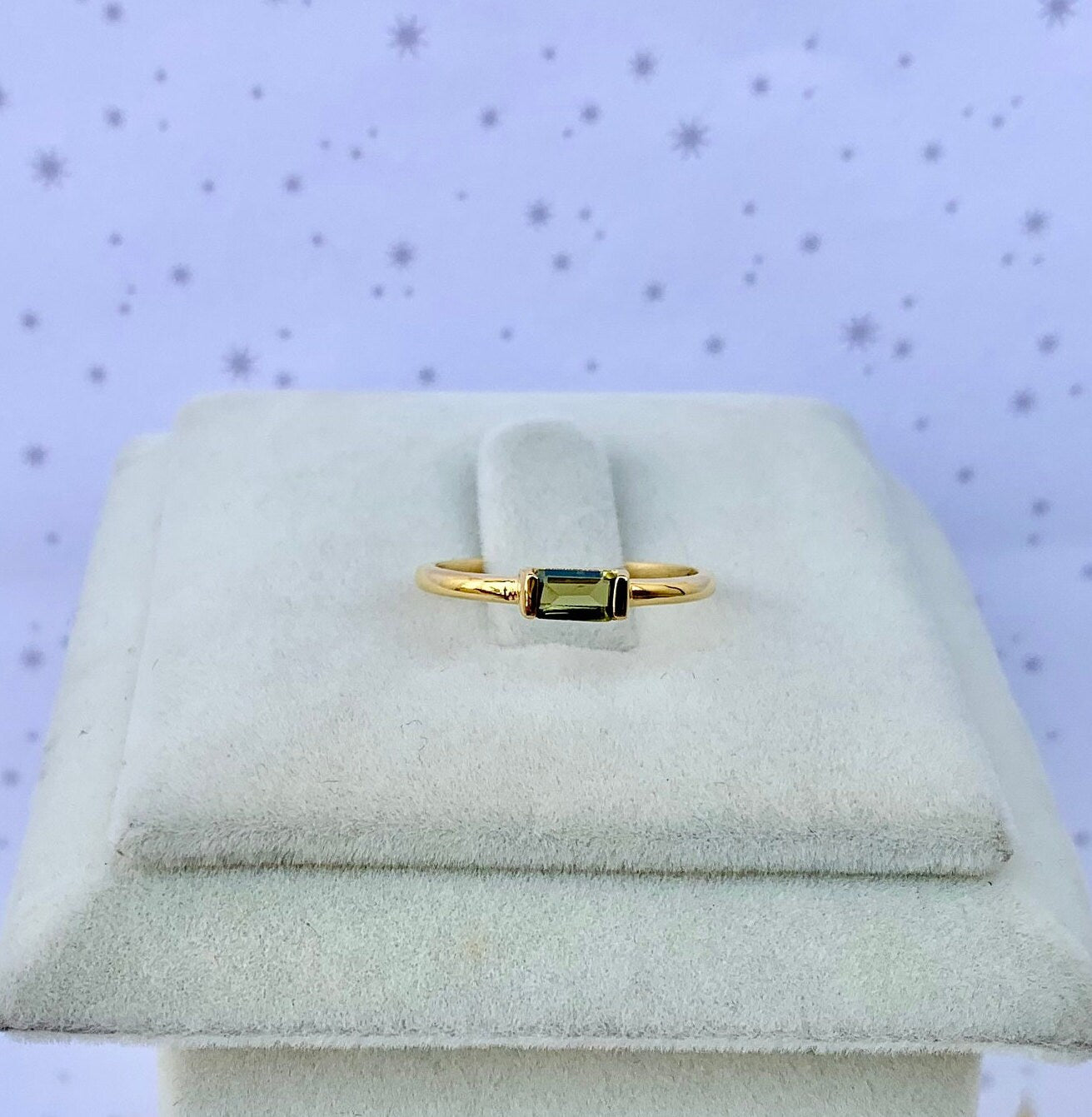 925 Pure Silver Natural Baguette Shape Peridot Ring for Her - August Birthstone