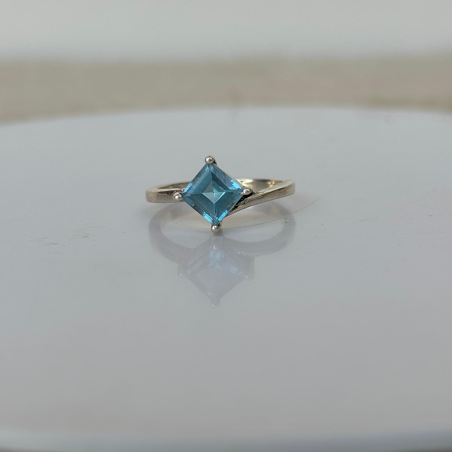 Natural Aquamarine 925 Pure Silver Ring (Certified)