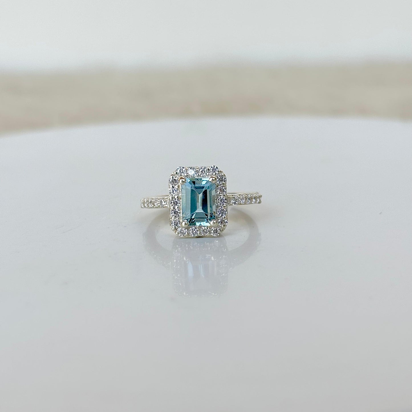 925 Pure Silver Natural Emerald-Cut Blue Topaz Ring (Certified)