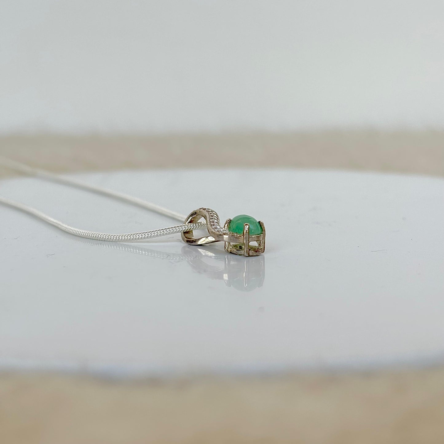 925 Pure Silver Natural Emerald Pendant Necklace