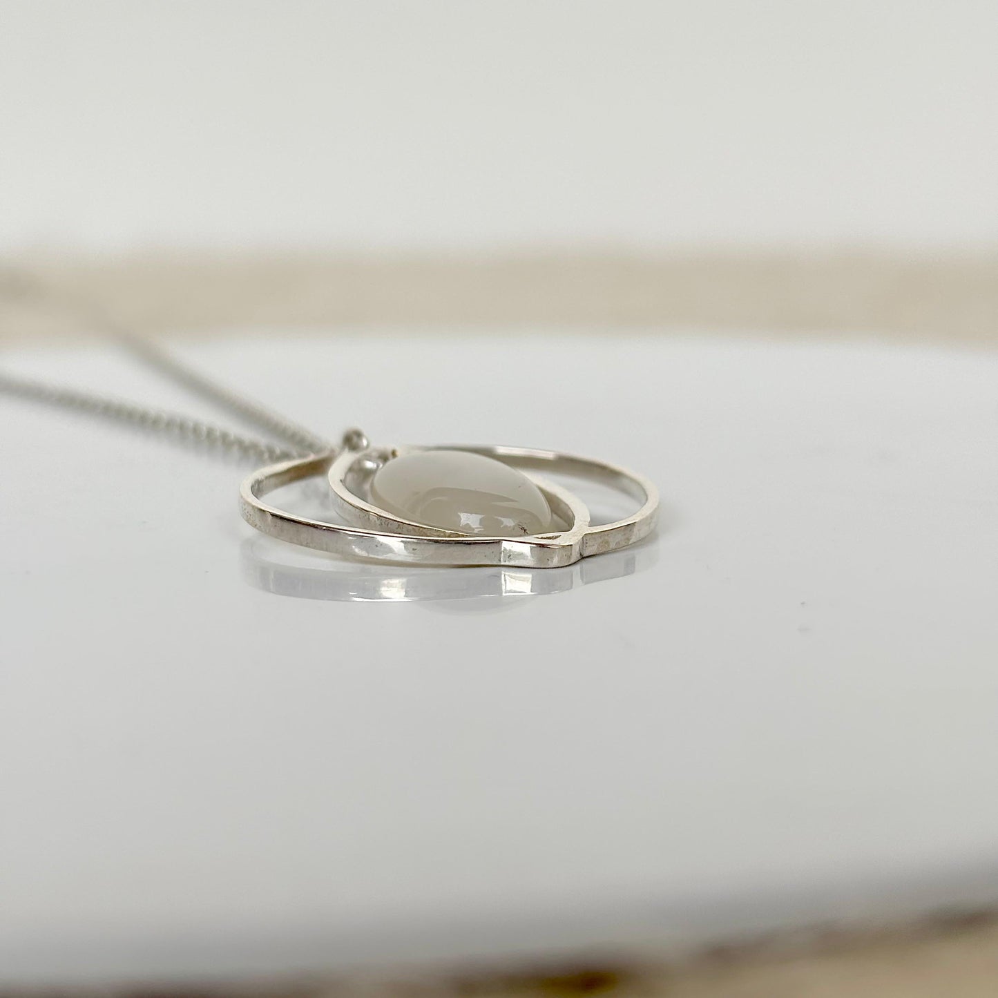 925 Sterling Silver Natural Moonstone Pendant – Elegant Handmade Jewelry