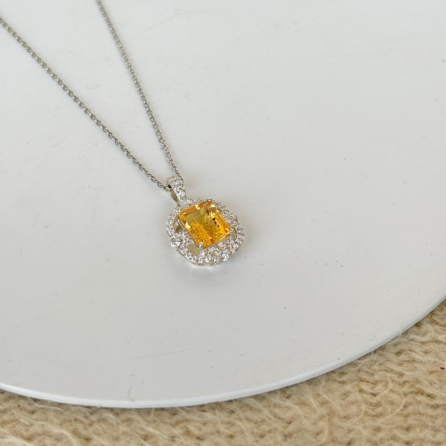 Sunlit Elegance - 925 Pure Silver Natural Citrine Pendant Necklace