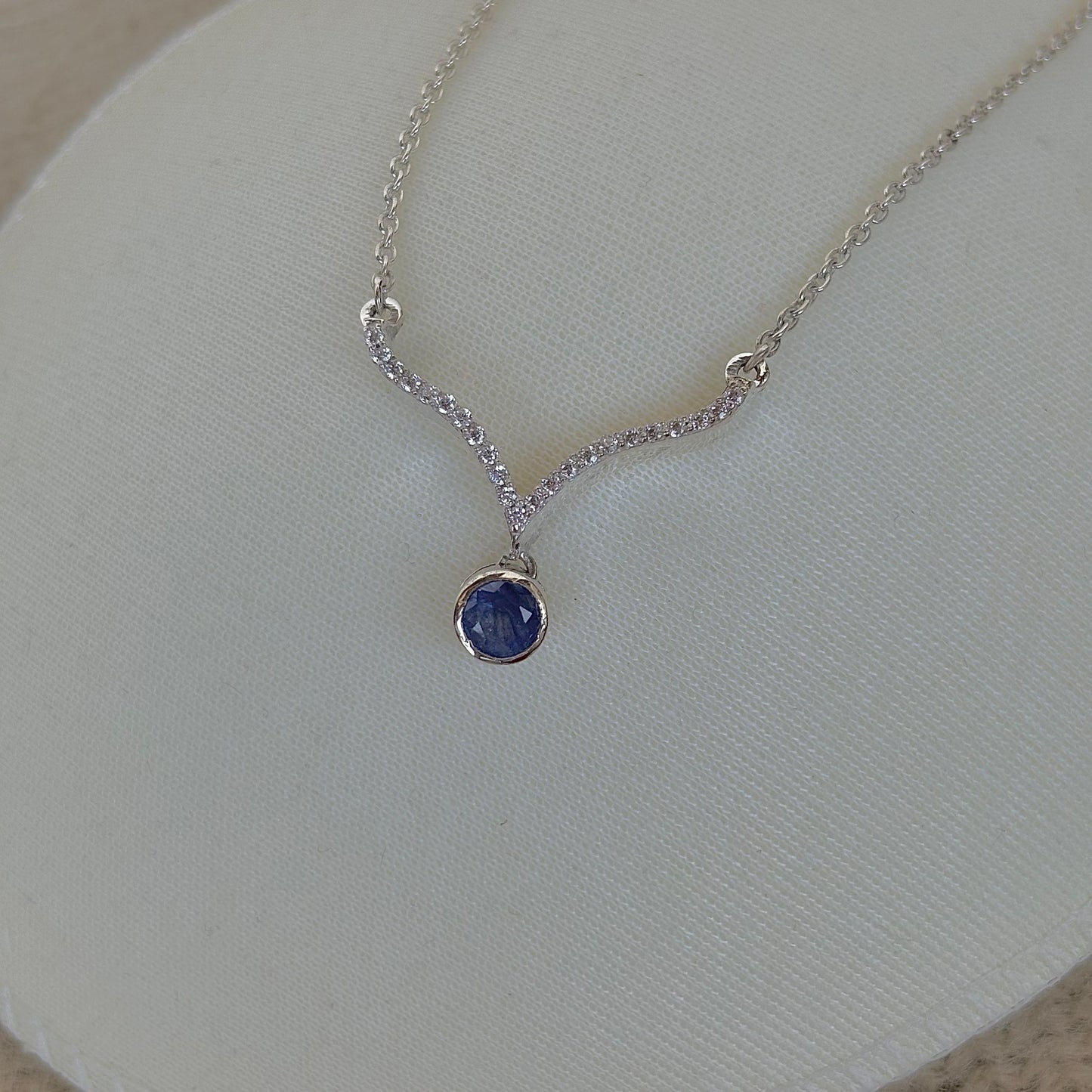 925 Pure Silver Natural Blue Sapphire Necklace