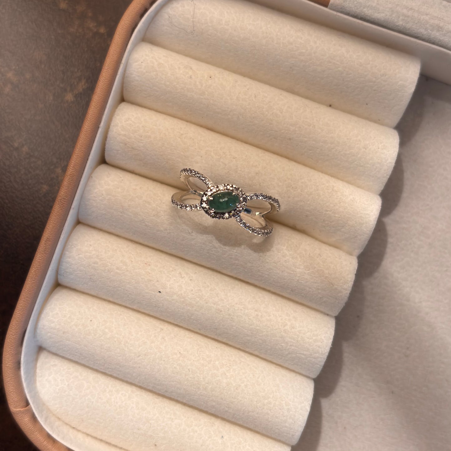 Natural Emerald 925 Pure Silver Ring (Certified)