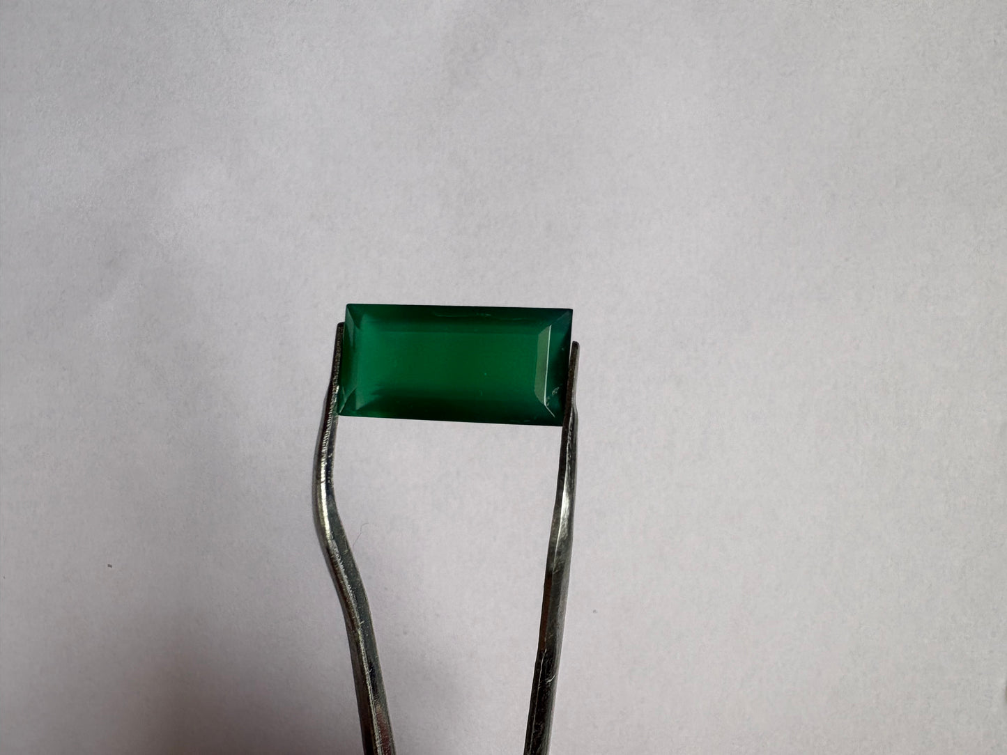 Natural Green Quartz Emerald Cut (18x9) Certified