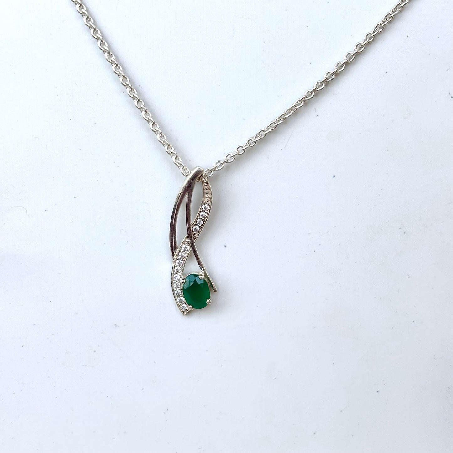 Pure Silver Natural Green Onyx Pendant with Chain