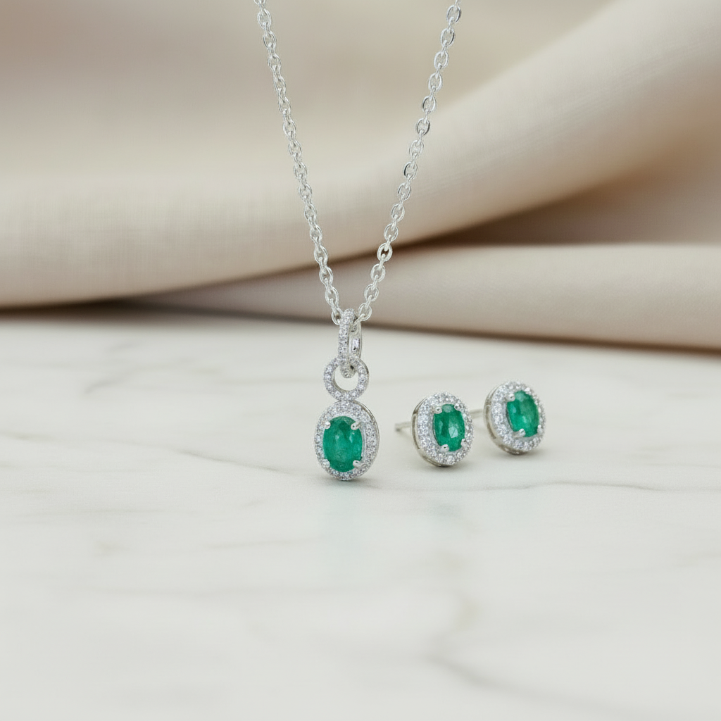 925 Silver Natural Emerald Pendant Earrings Set