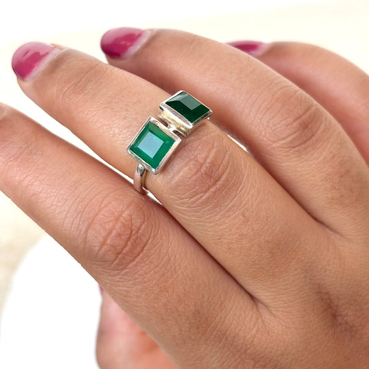 Natural Green Onyx 925 Silver Ring (Certified)
