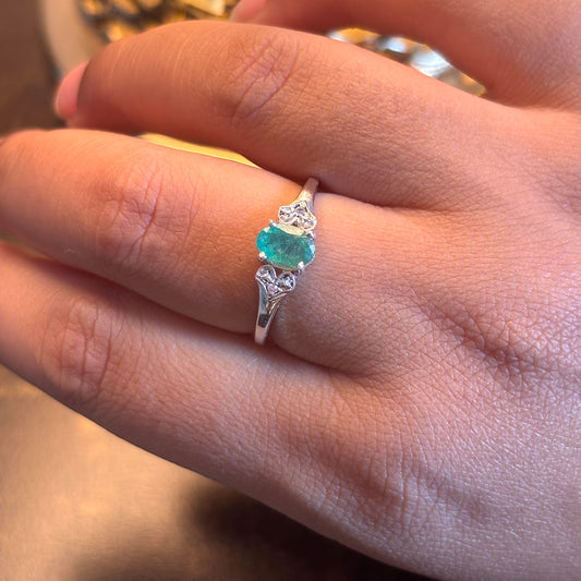 Natural Emerald 925 Pure Silver Ring (Certified)