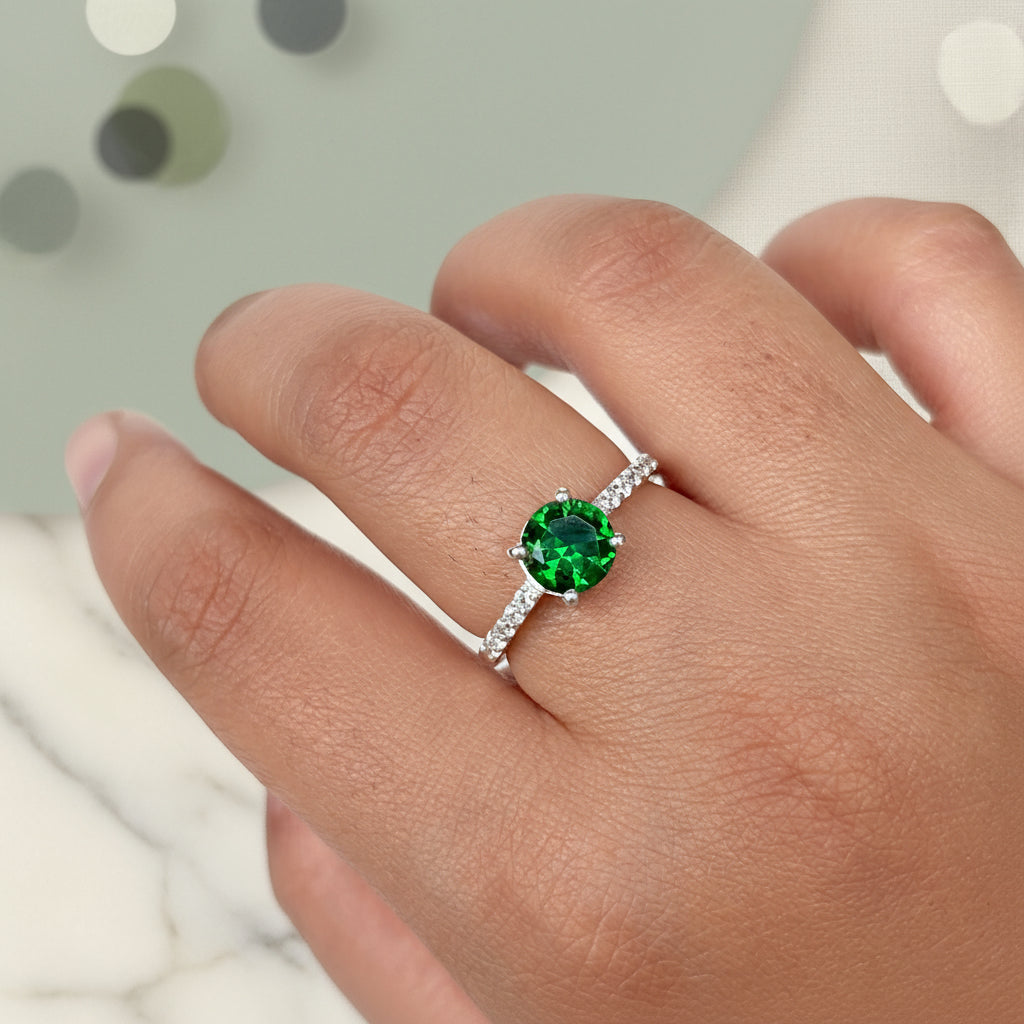 925 Silver Round Green CZ Minimalist Ring