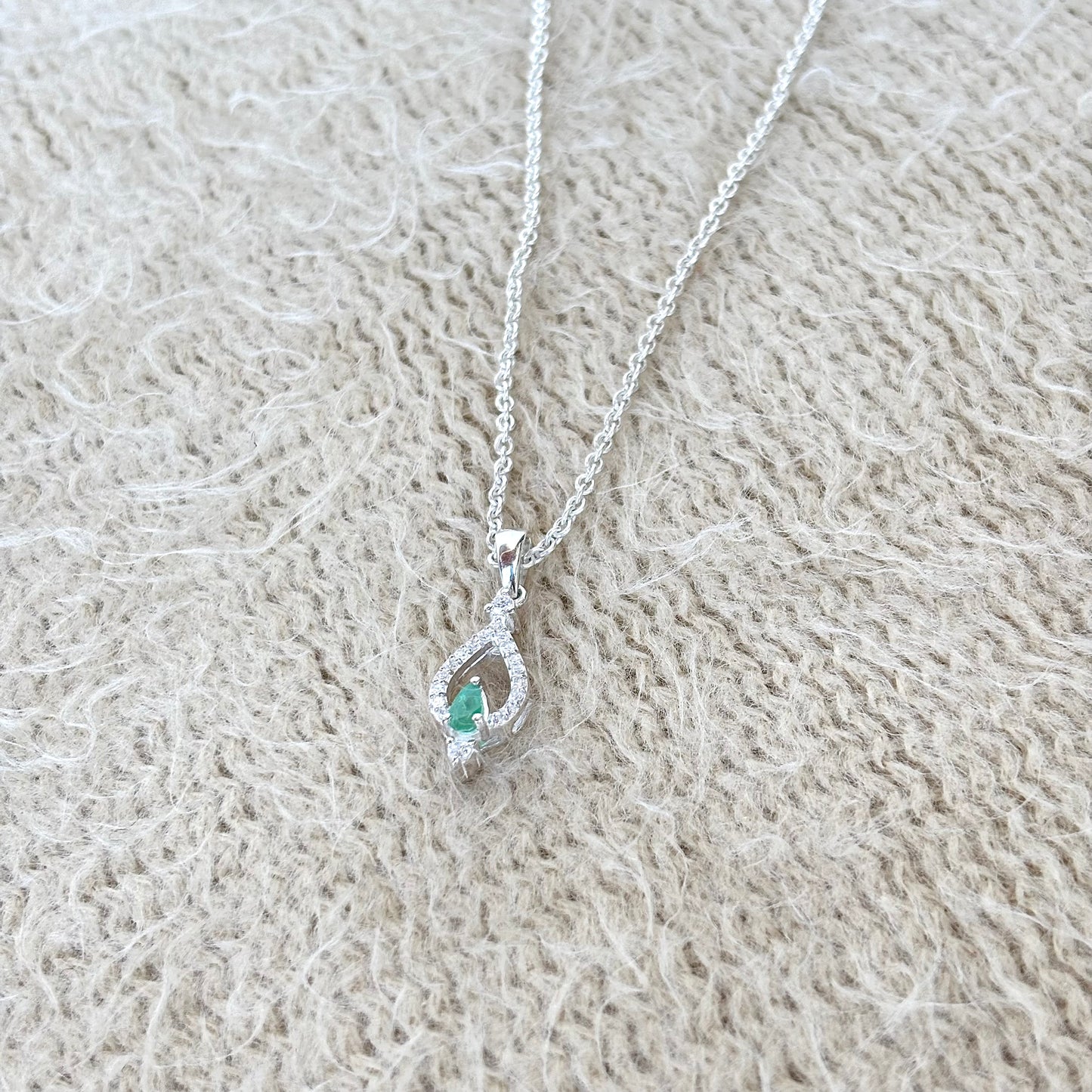 Natural Pear Emerald 925 Silver Pendant