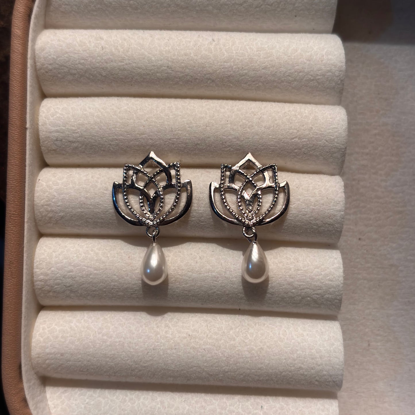 Natural Pearl 925 Pure Silver Earring (Certified)