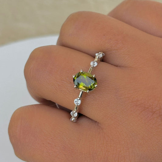 Natural Peridot 925 Pure Silver Oval Cut Solitaire Ring (Certified)