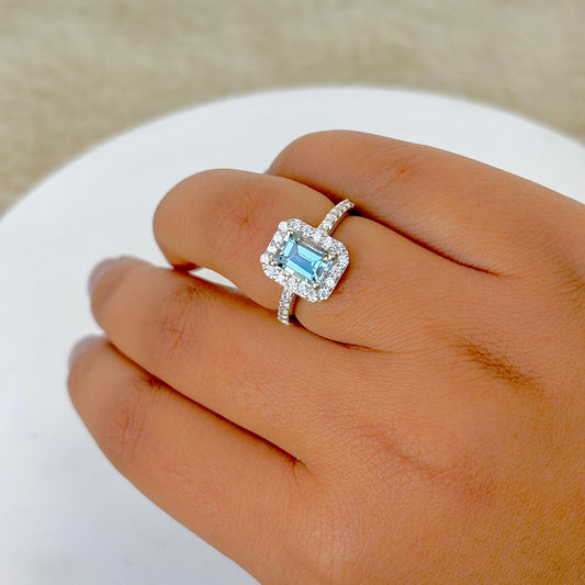 925 Pure Silver Natural Emerald-Cut Blue Topaz Ring (Certified)