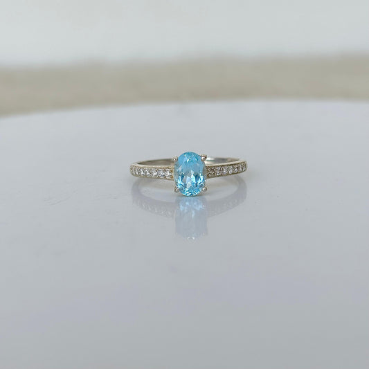 Azure Elegance: 925 Pure Silver Natural Blue Topaz Ring for Her