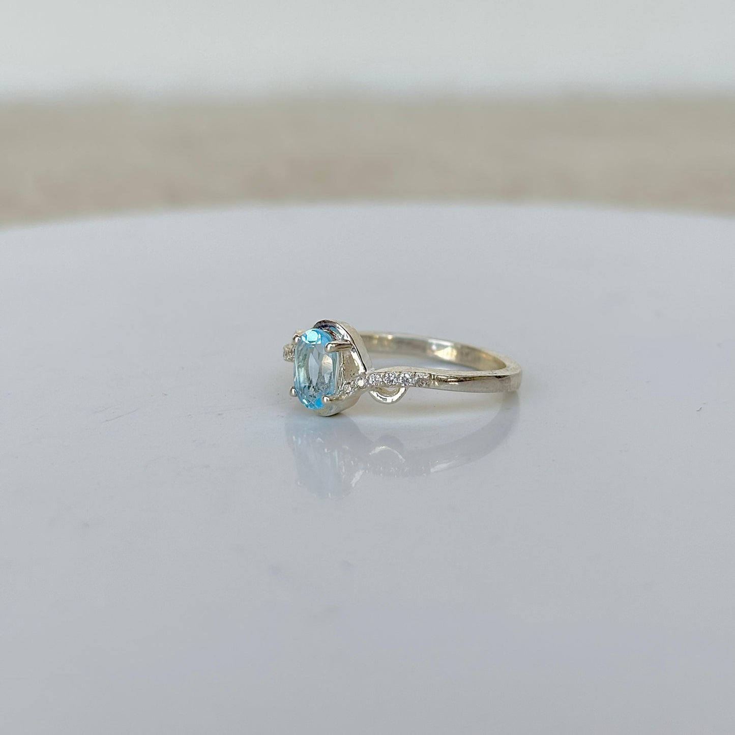 925 Pure Silver Natural Blue Topaz Ring