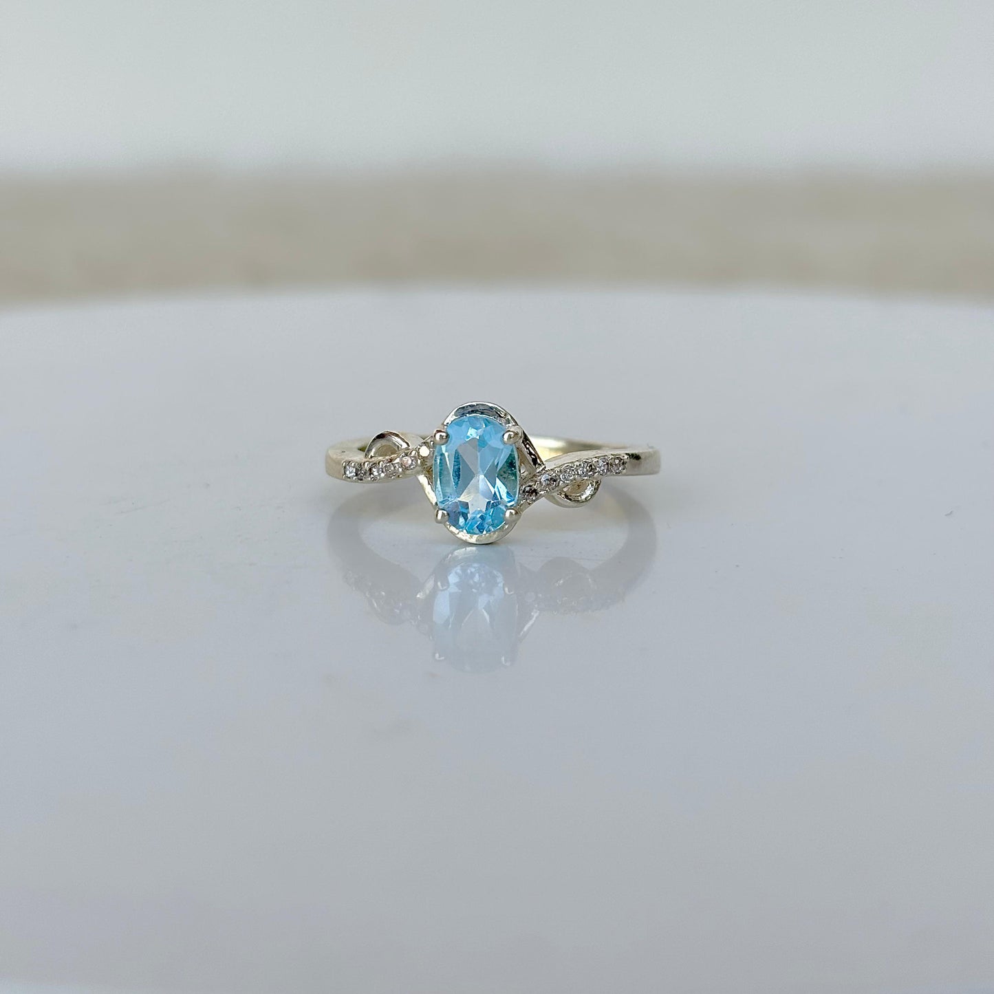 925 Pure Silver Natural Blue Topaz Ring