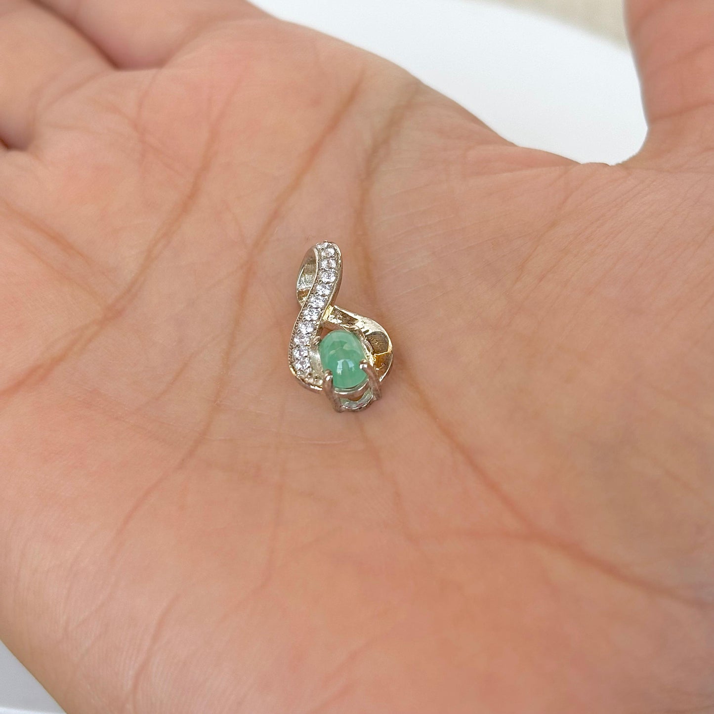 925 Pure Silver Natural Emerald Pendant Necklace