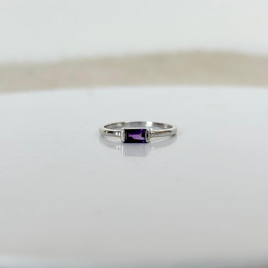 925 Pure Silver Natural Amethyst Baguette Cut Dainty Ring