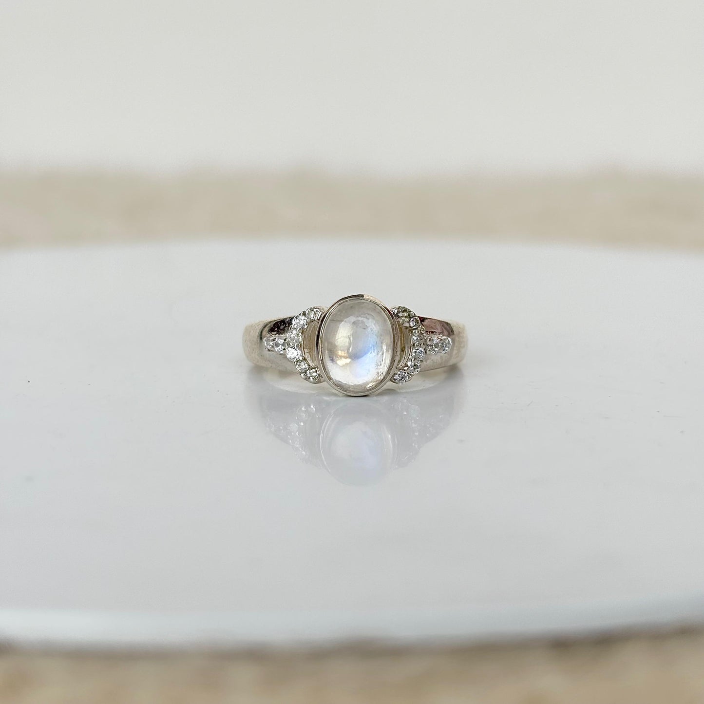 925 Pure Silver Natural Moonstone Ring