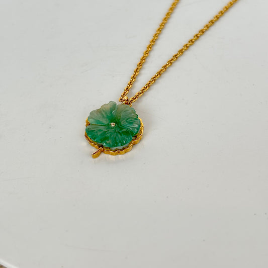 Natural aventurine gemstone pendant in floral design