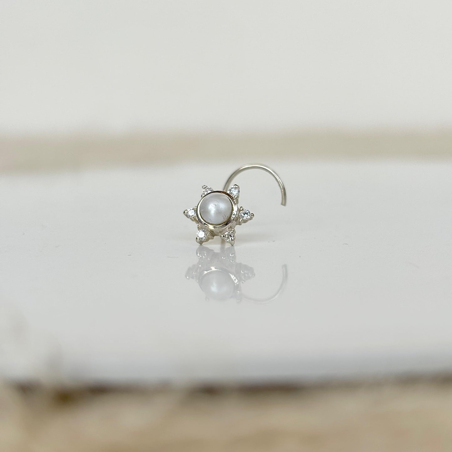 925 sterling silver pearl nose pin