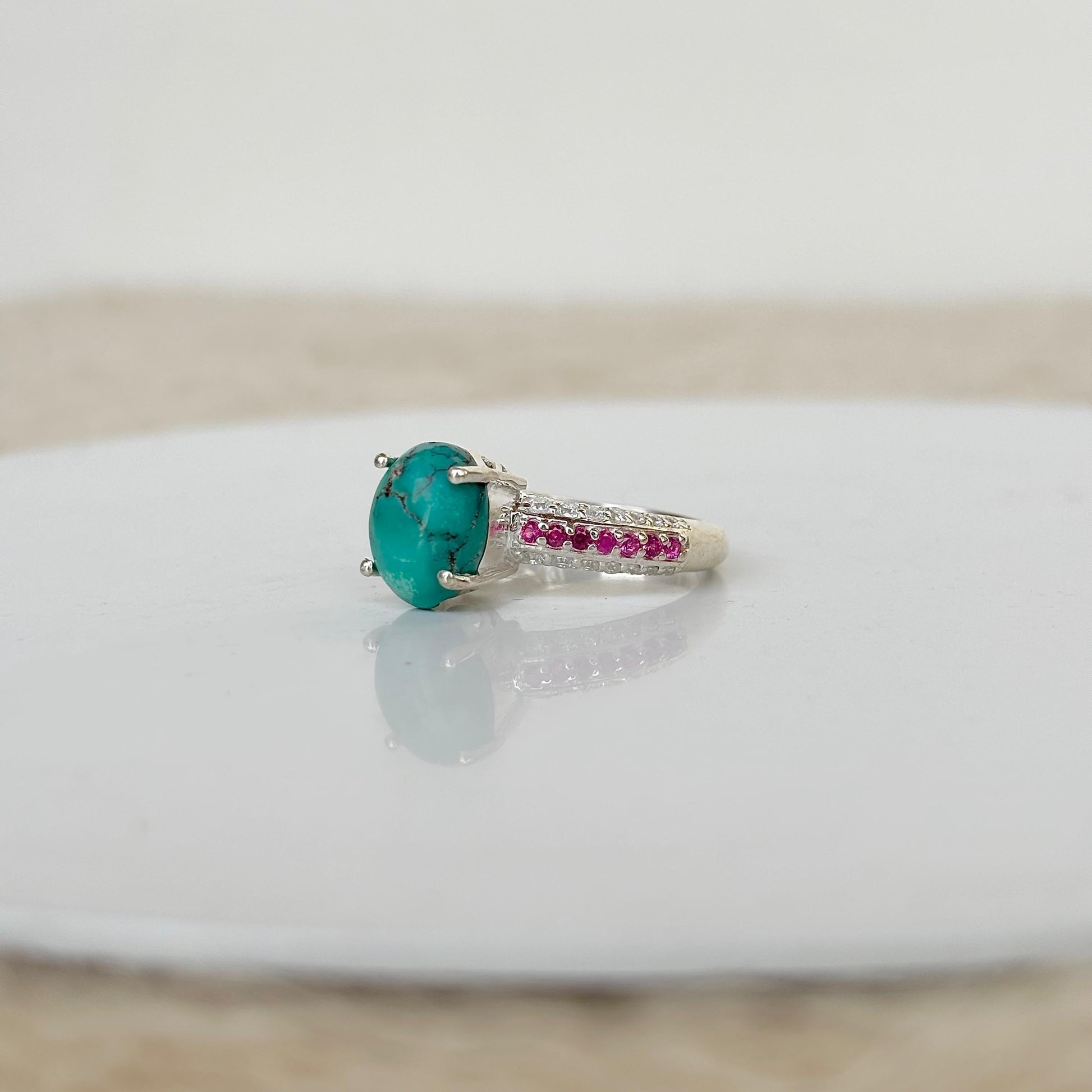 Natural turquoise statement ring in 925 sterling silver – bold gemstone fashion ring for women