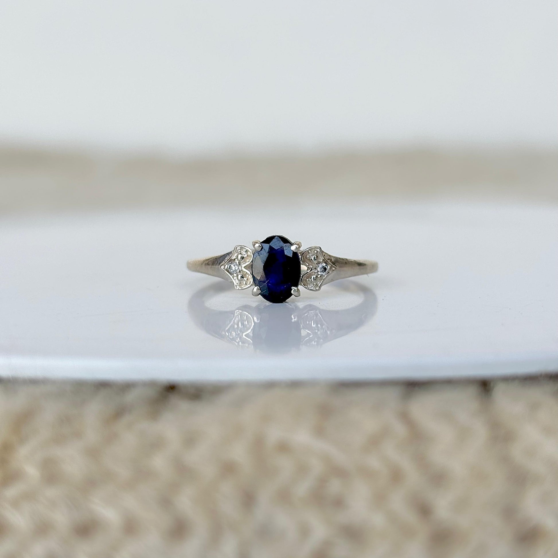 Oval cut blue sapphire ring in 925 sterling silver – handcrafted classic gemstone jewelry