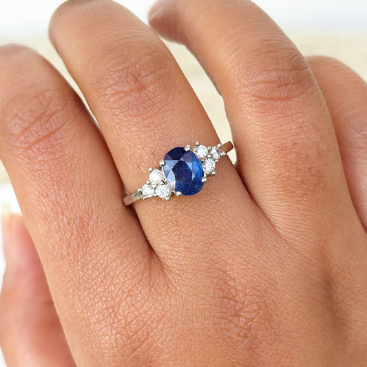 Natural Blue Sapphire Oval Cut 925 Pure Silver Ring (Certified)