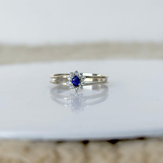 925 sterling silver ring with round cut blue sapphire gemstone – elegant handcrafted gemstone jewelry