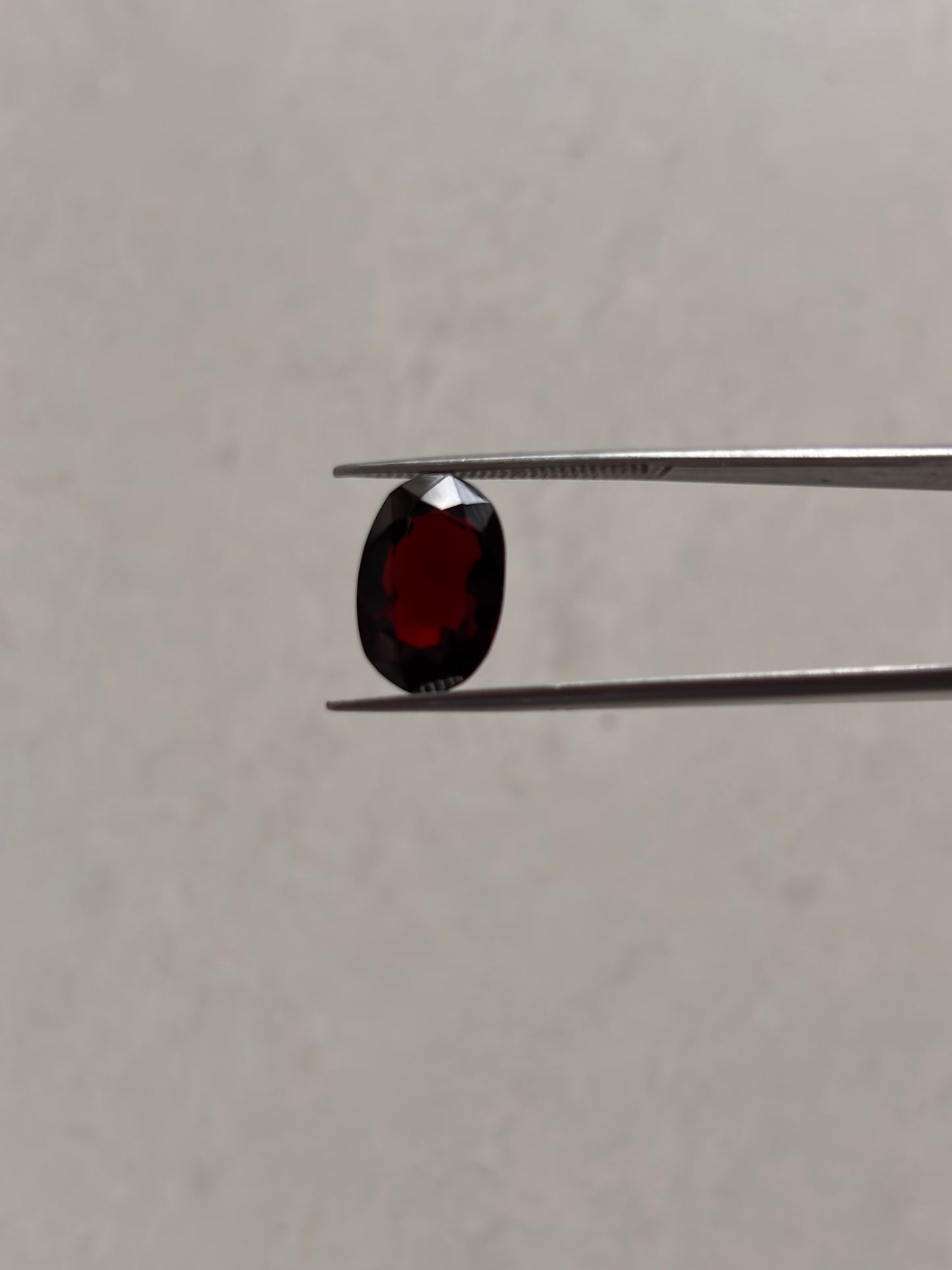 Natural Garnet Oval shape Gemstone (14x9) Certified