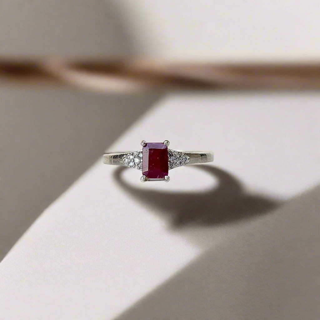925 silver statement ring with vibrant ruby gemstone – bold and elegant handcrafted jewelry