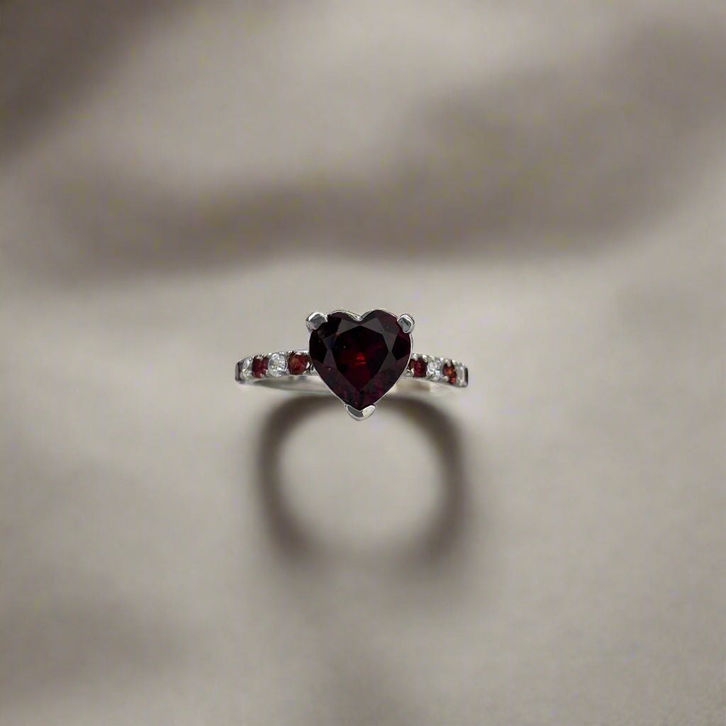 Natural Garnet Heart Shape 925 Pure Silver Ring
