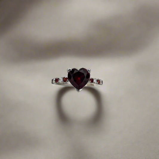 Natural Garnet Heart Shape 925 Pure Silver Ring