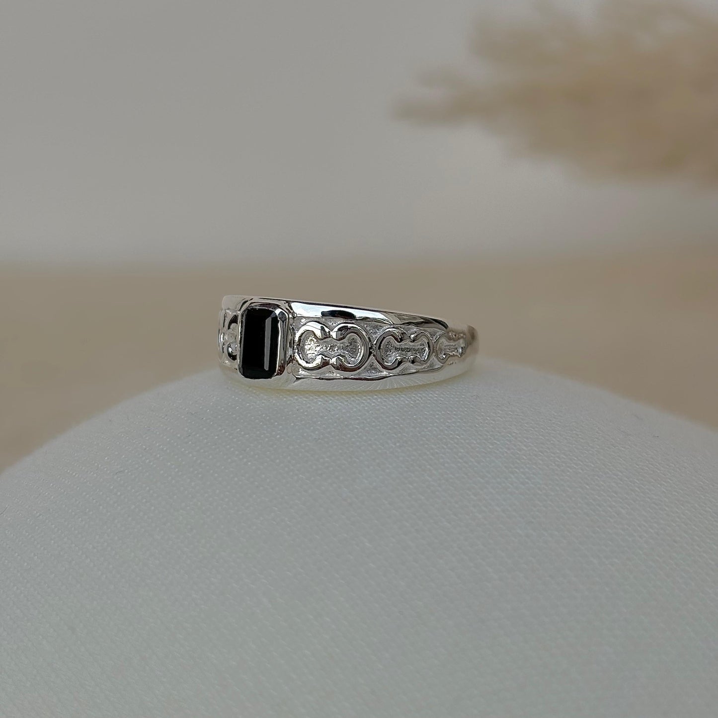 925 Pure Silver Natural Black Onyx Band Style Ring