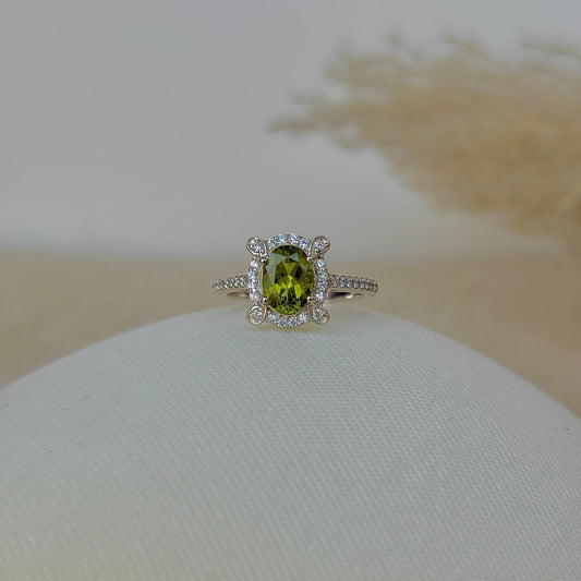 925 Pure Silver Natural Green Peridot Ring