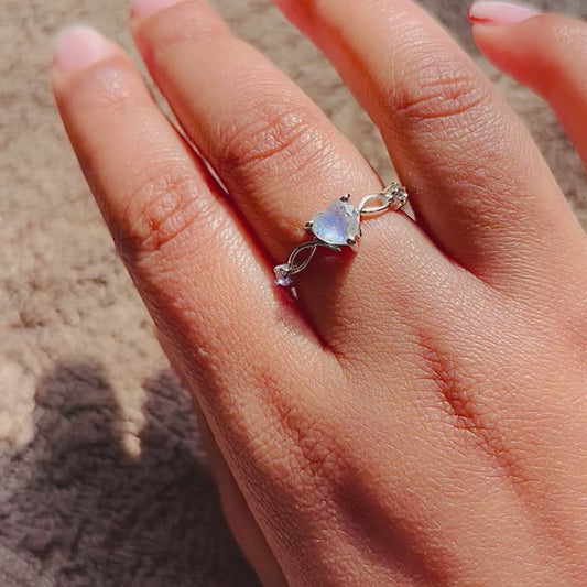 Natural Heart Shape Moonstone Pure Silver Ring (Certified)