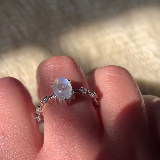 Natural Rainbow Moonstone 925 Sterling Silver Ring (Certified)