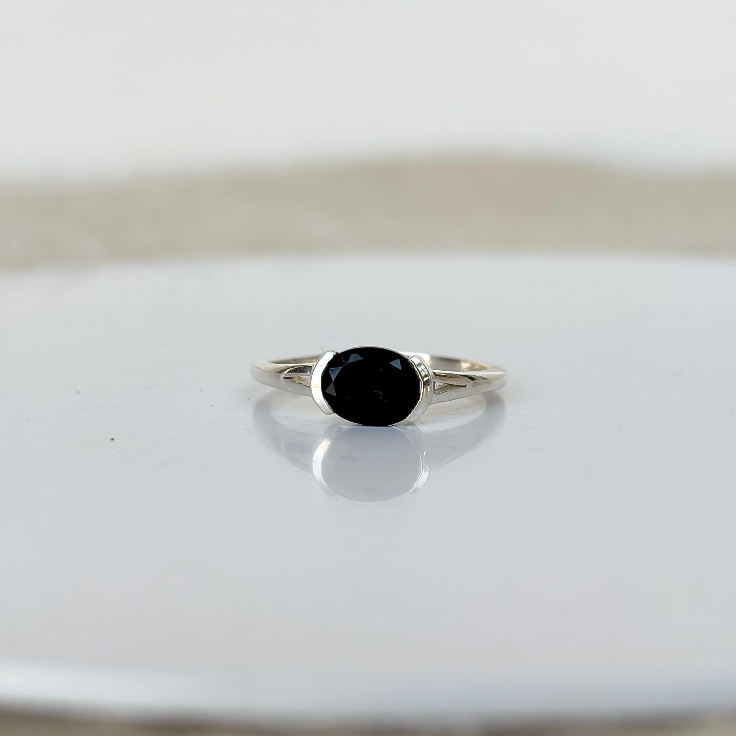 Midnight Elegance: The Black Onyx Ring