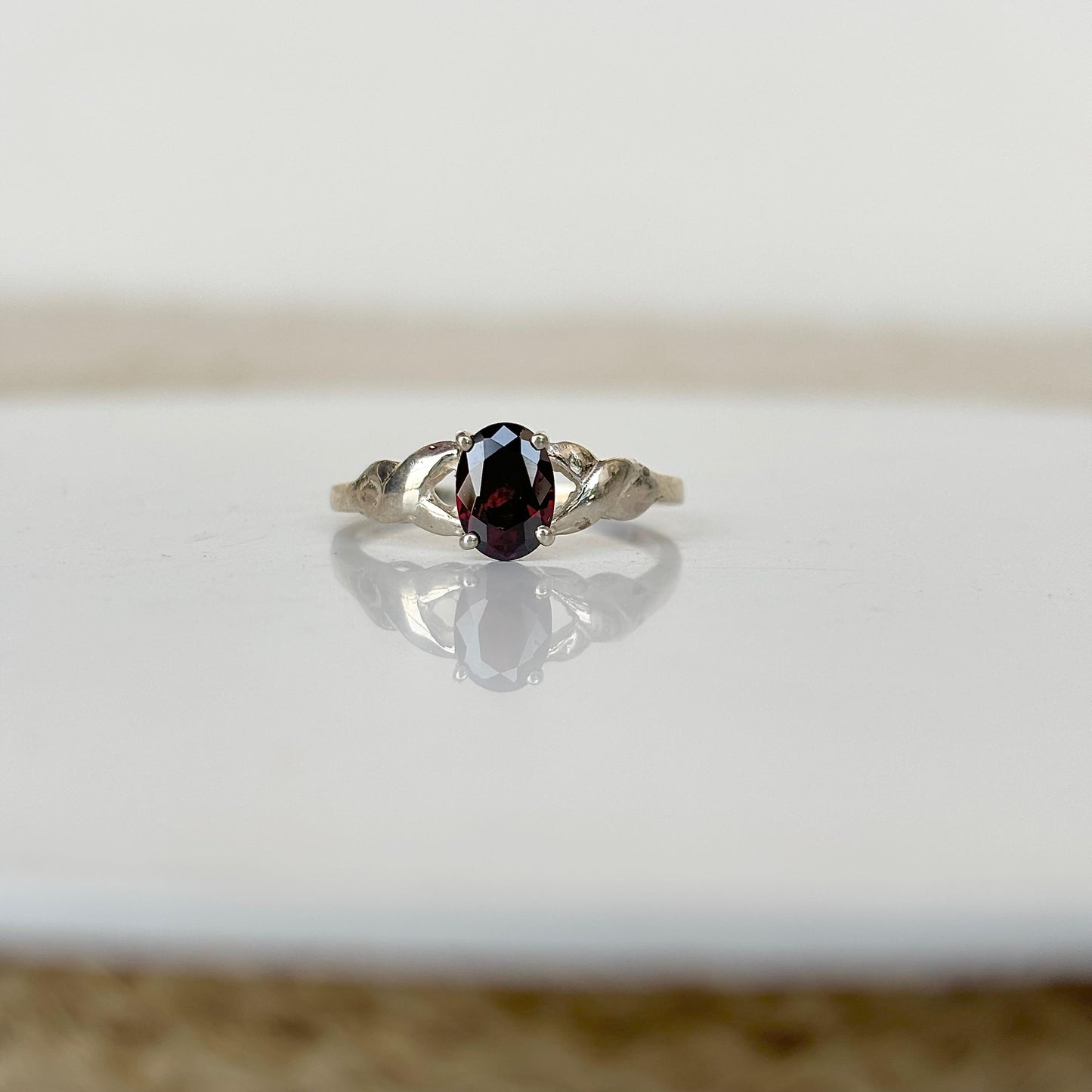 925 Pure Silver Natural Garnet Oval Cut Ring